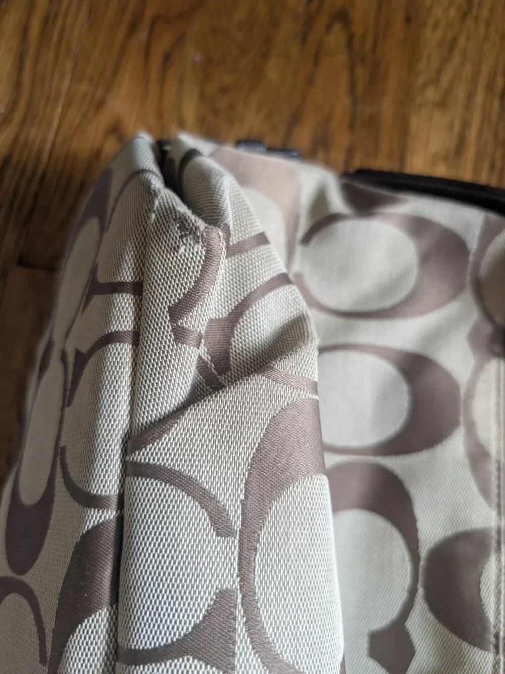 Coach Signature Duffle Bag Tan and Brown Jacquard F15067 - Picture 5 of 9